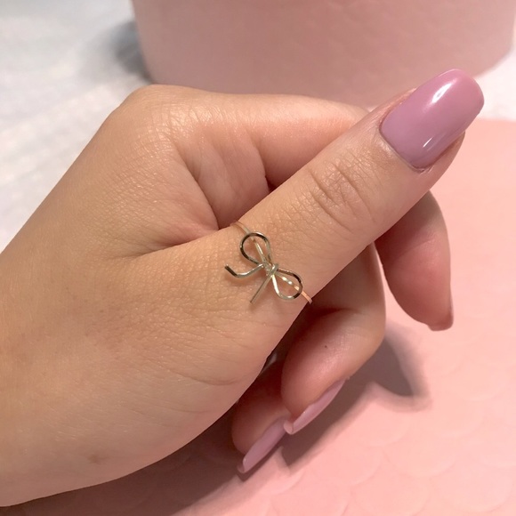 Jewelry - Simple Bow 🎀 Ring